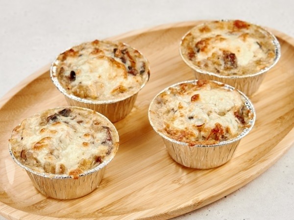 Жюльен с курицей и грибами на четверых Жюльен с курицей и грибами на четверых