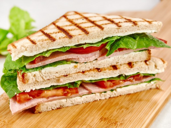 Сэндвич с ветчиной Сэндвич с ветчиной